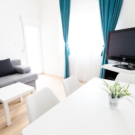 Cozy Beach Apartments Makarska Eksteriør billede
