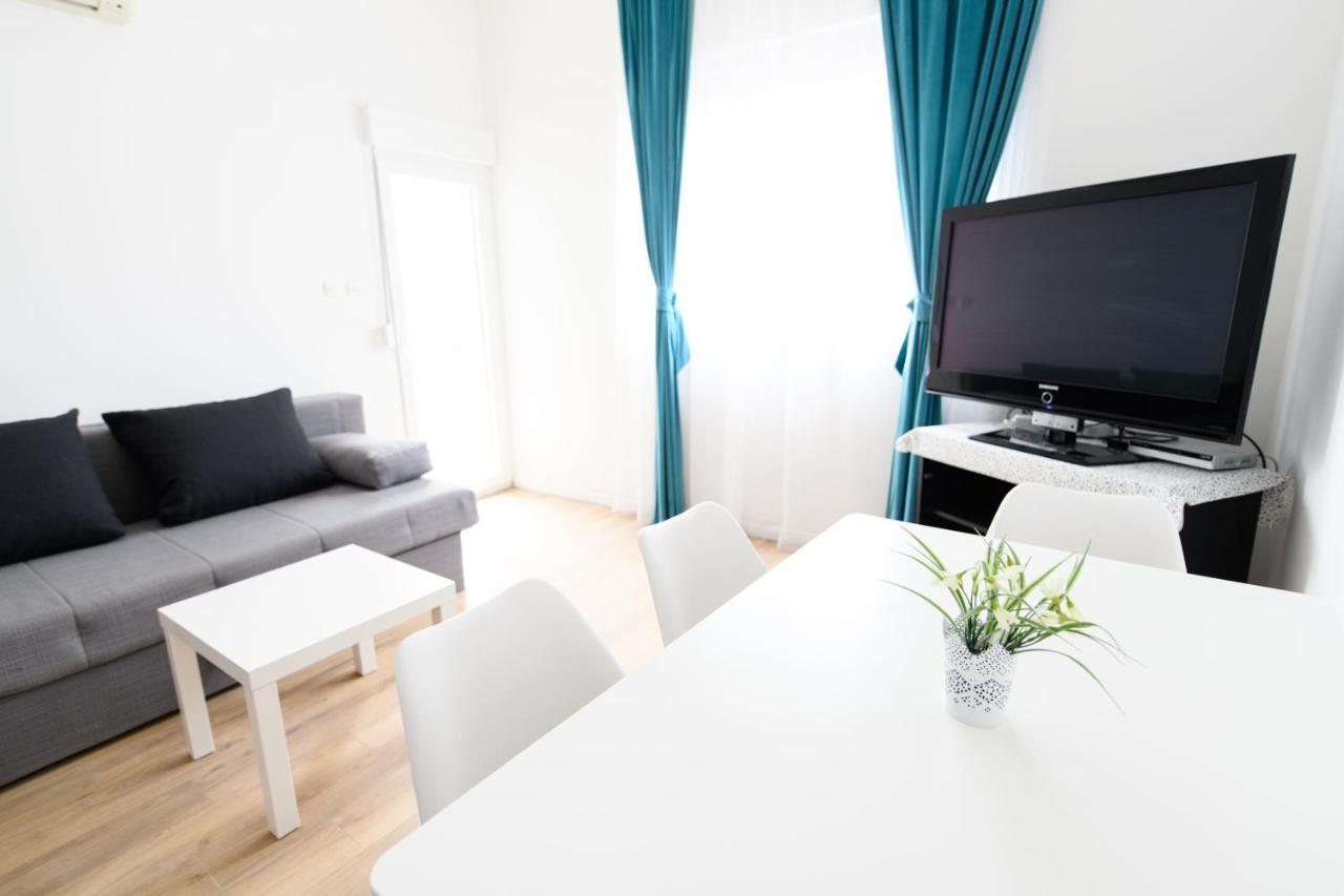 Cozy Beach Apartments Makarska Eksteriør billede