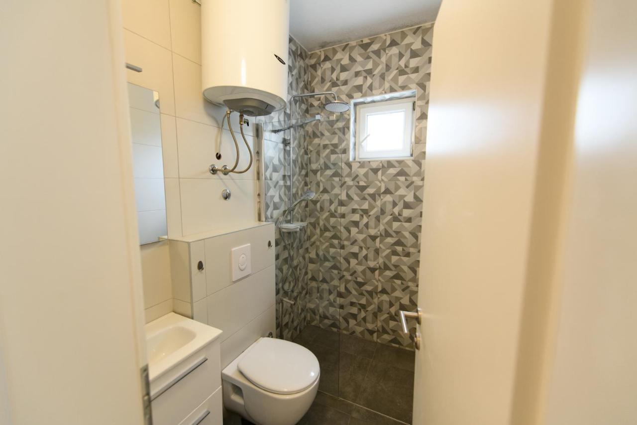 Cozy Beach Apartments Makarska Eksteriør billede